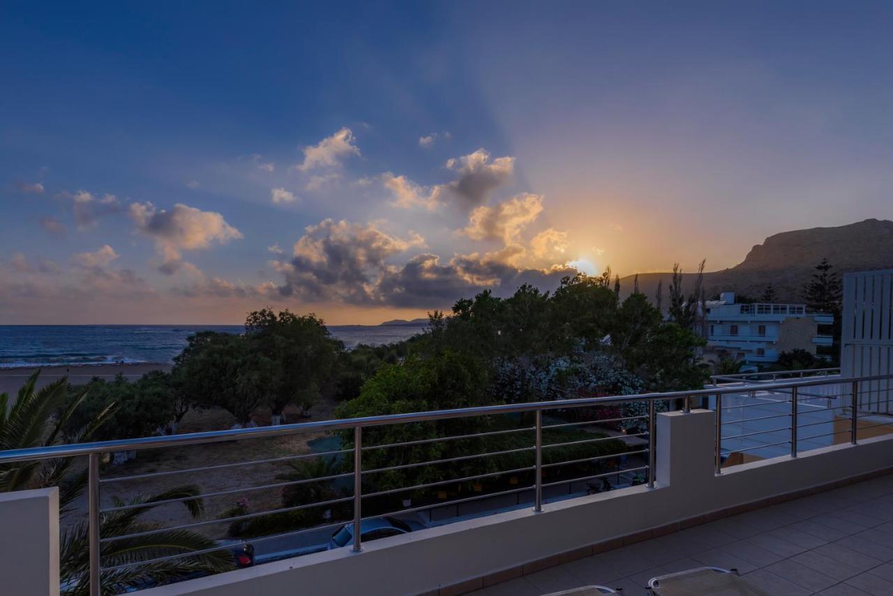 Poseidon Studios Palaiochora Bagian luar foto